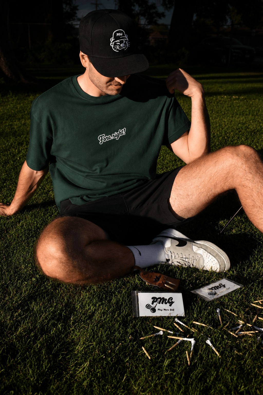 ‘Fore right!’ Tee