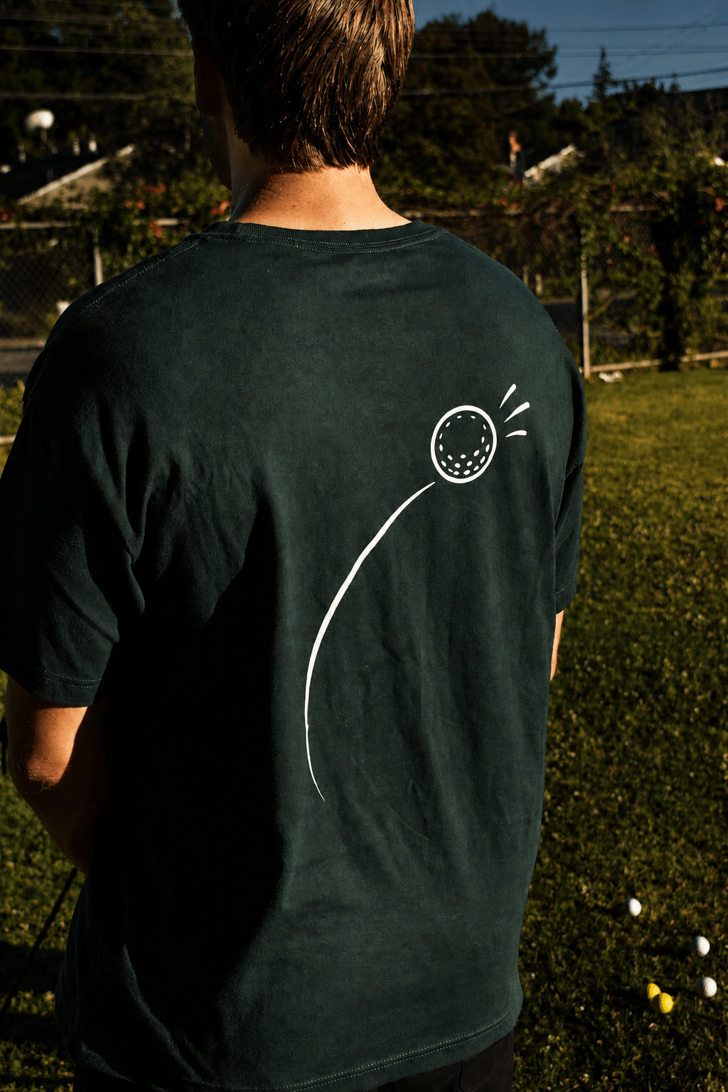 ‘Fore right!’ Tee